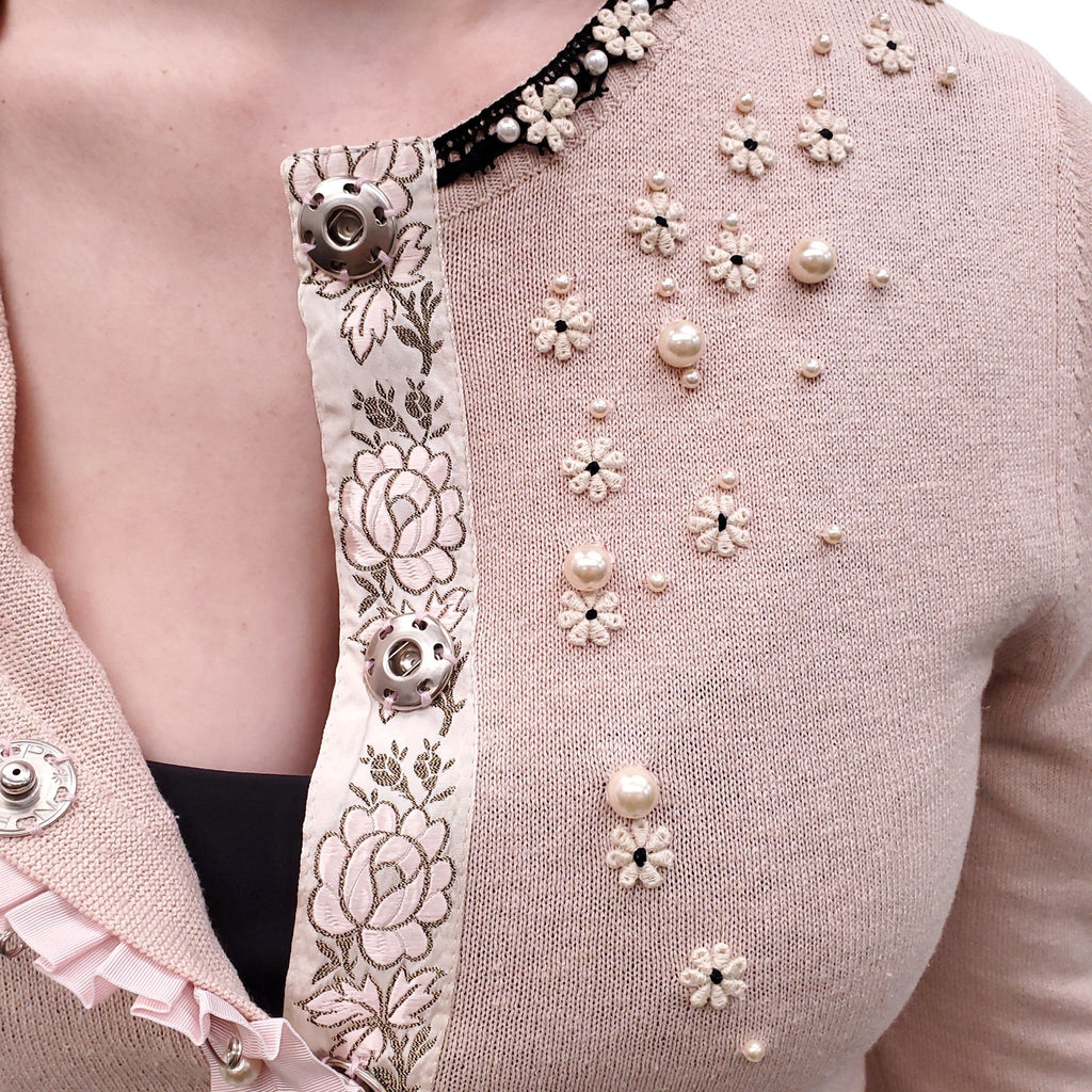 MOSCHINO BLUSH PINK SWEATER WITH FLORAL PEARL DETAILS - SIZE S