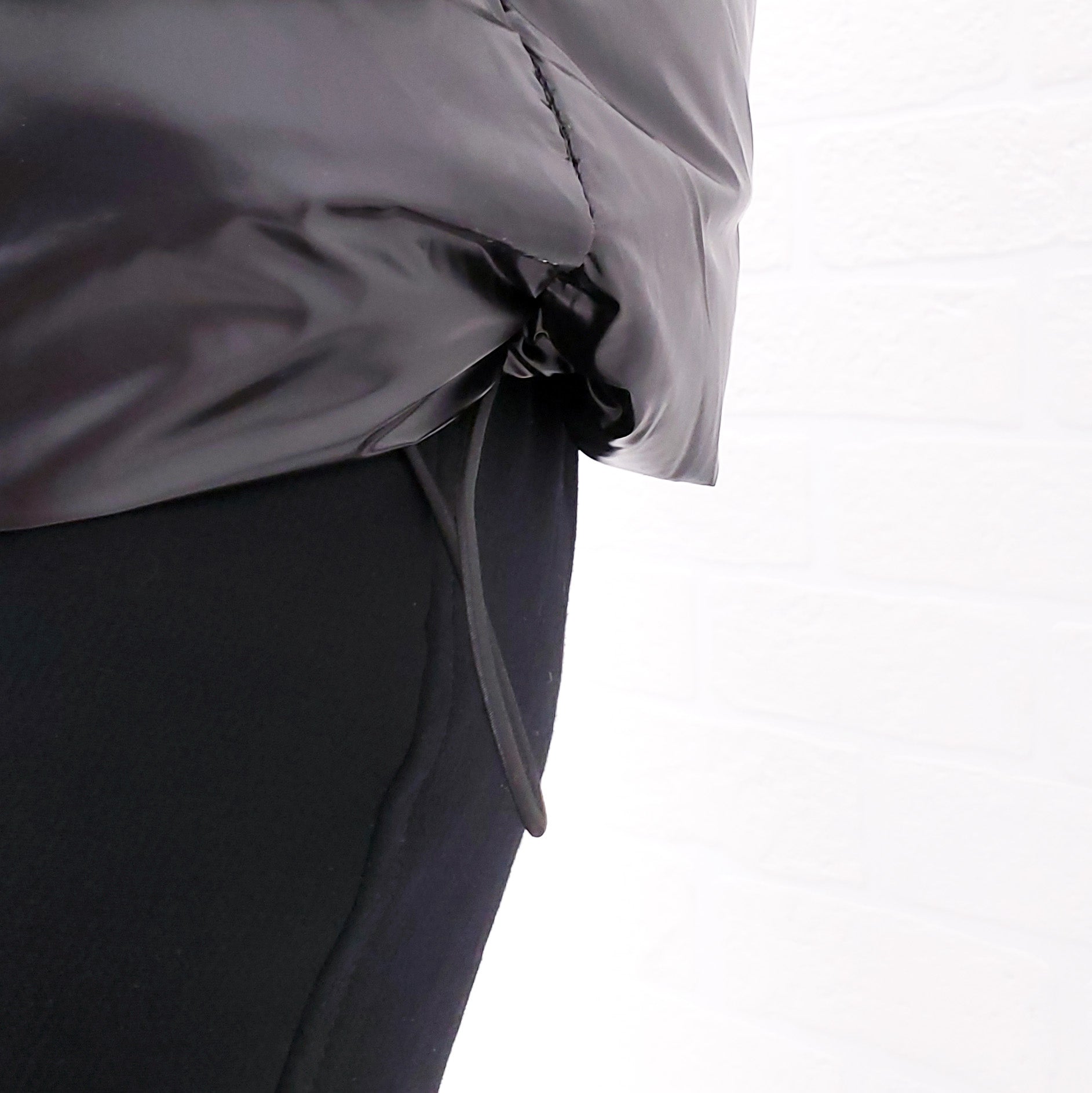 N°21 BLACK LOGO PUFFER JACKET - SIZE 14Y/XS
