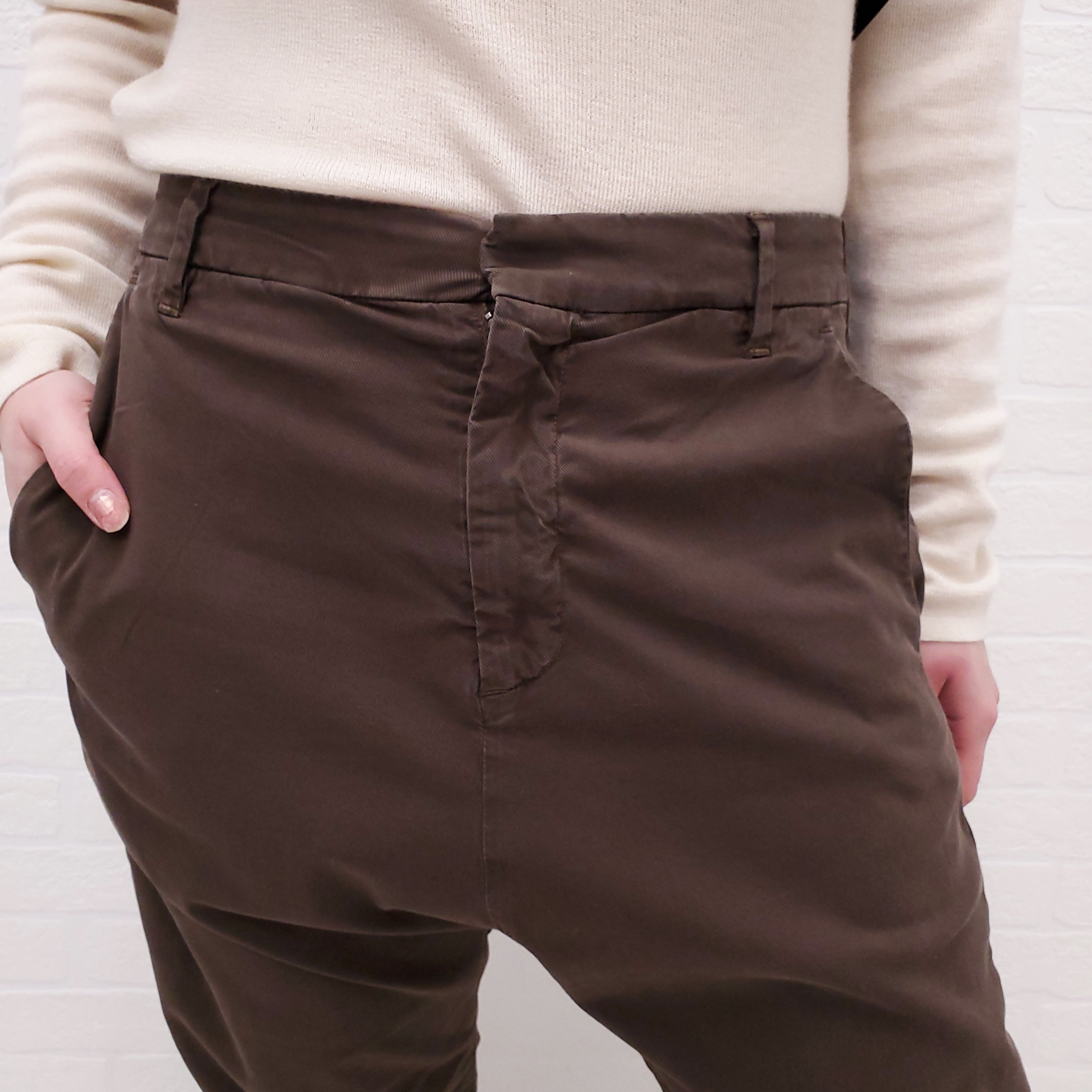 NILI LOTAN BROWN 'PARIS' PANTS - SIZE 2