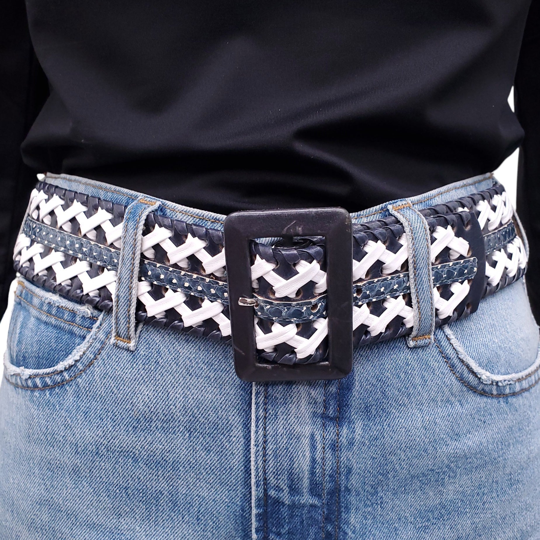 OSCAR DE LA RENTA BLACK AND WHITE WAIST BELT WITH SNAKESKIN DETAIL - SIZE L