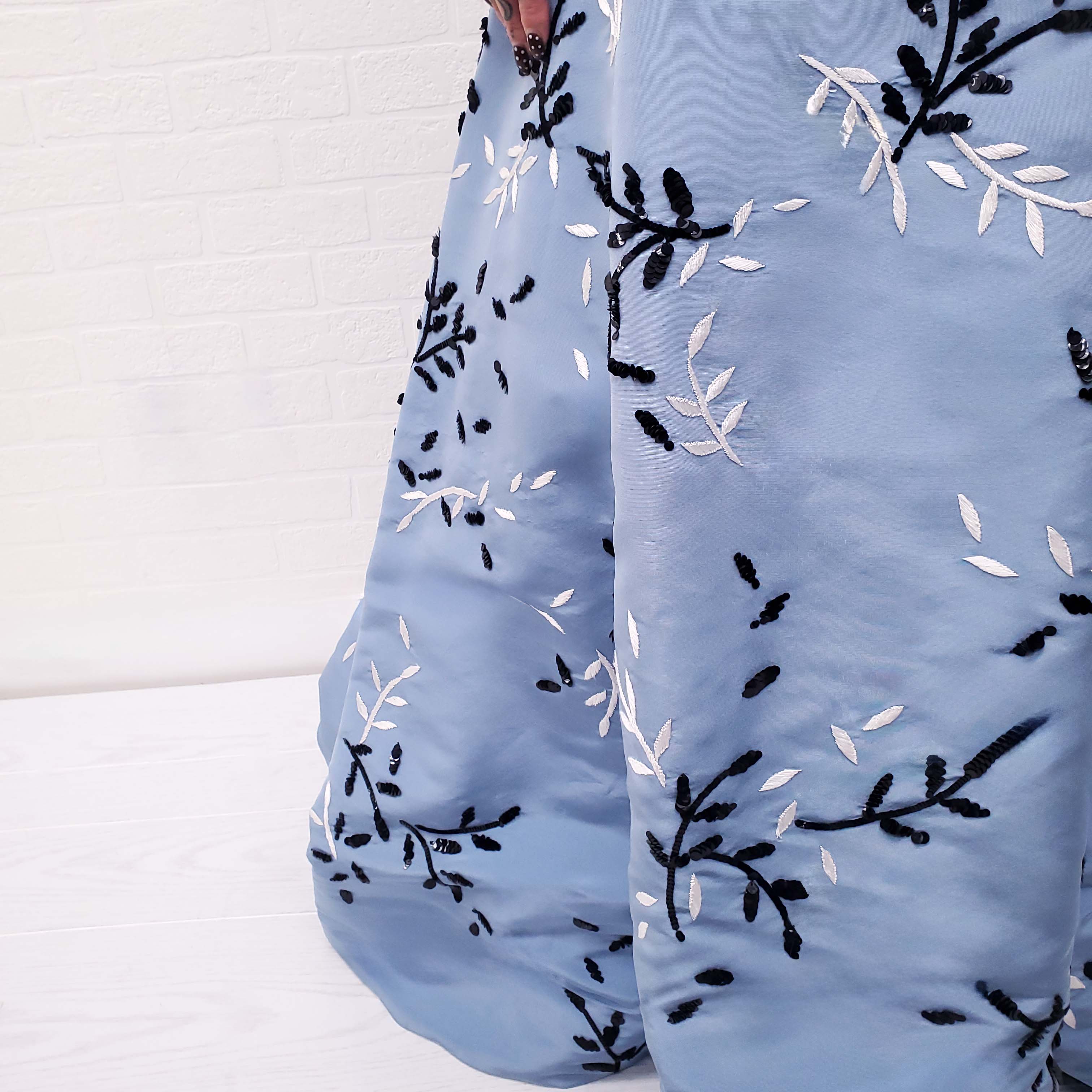 OSCAR DE LA RENTA BLUE SEQUIN EMBROIDERED GOWN - SIZE 12
