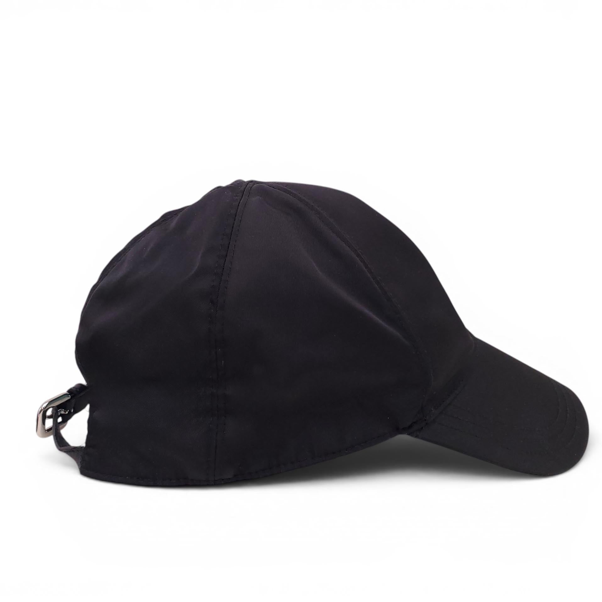 PRADA BLACK BASEBALL HAT - SIZE M