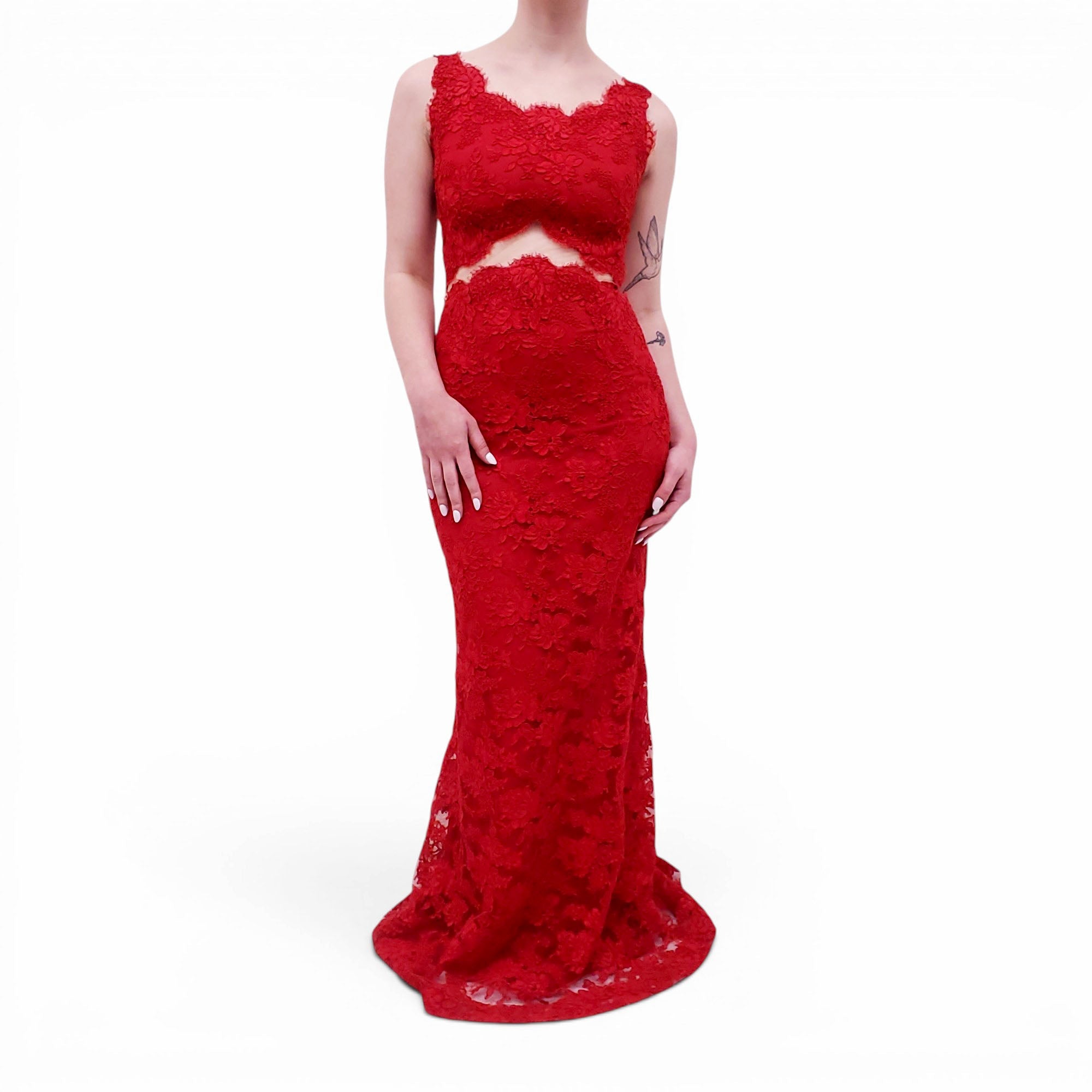 REEM ACRA RED LACE GOWN - SIZE 4
