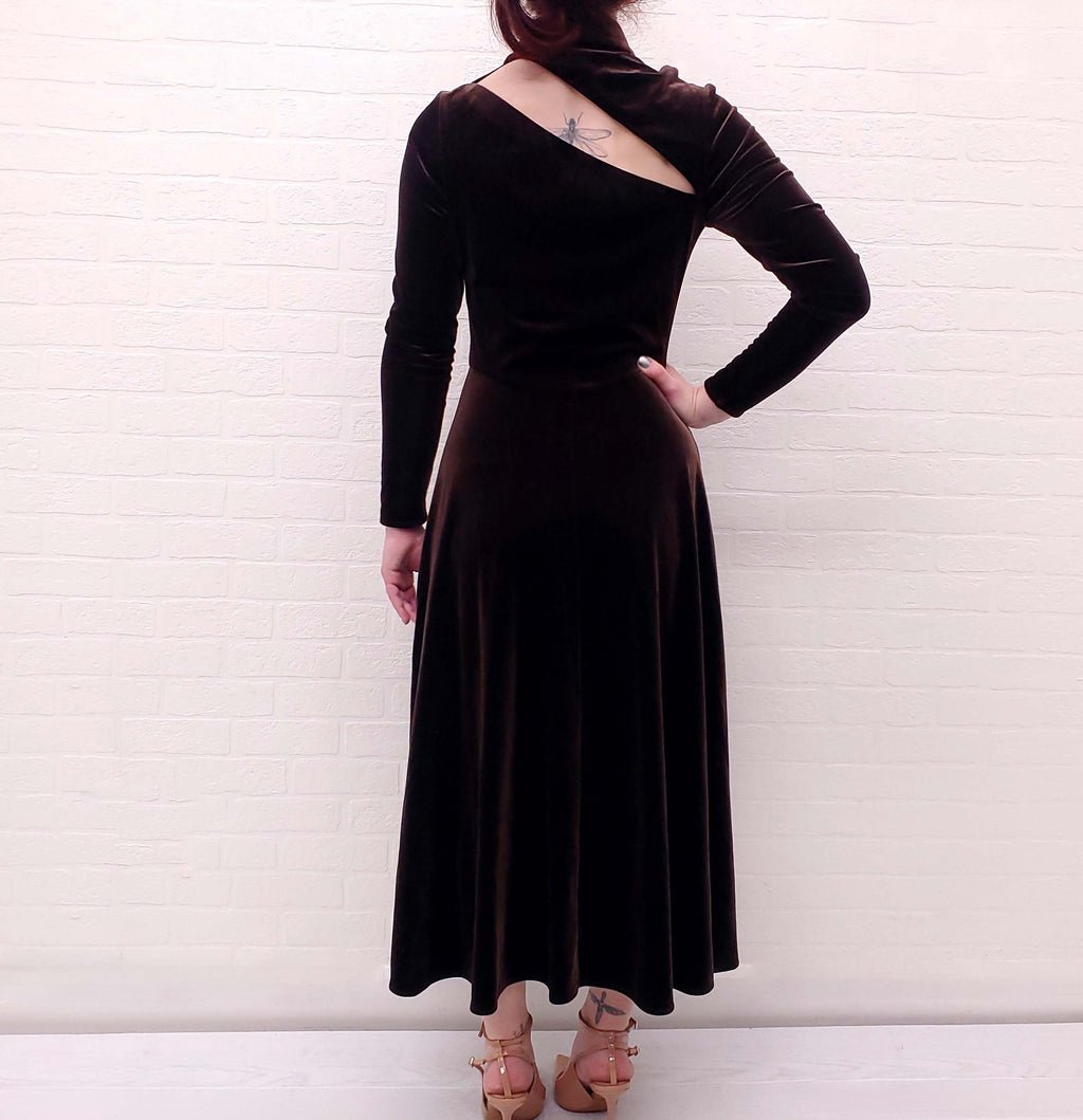 RENE RUIZ BROWN VELVET DRESS - SIZE 6
