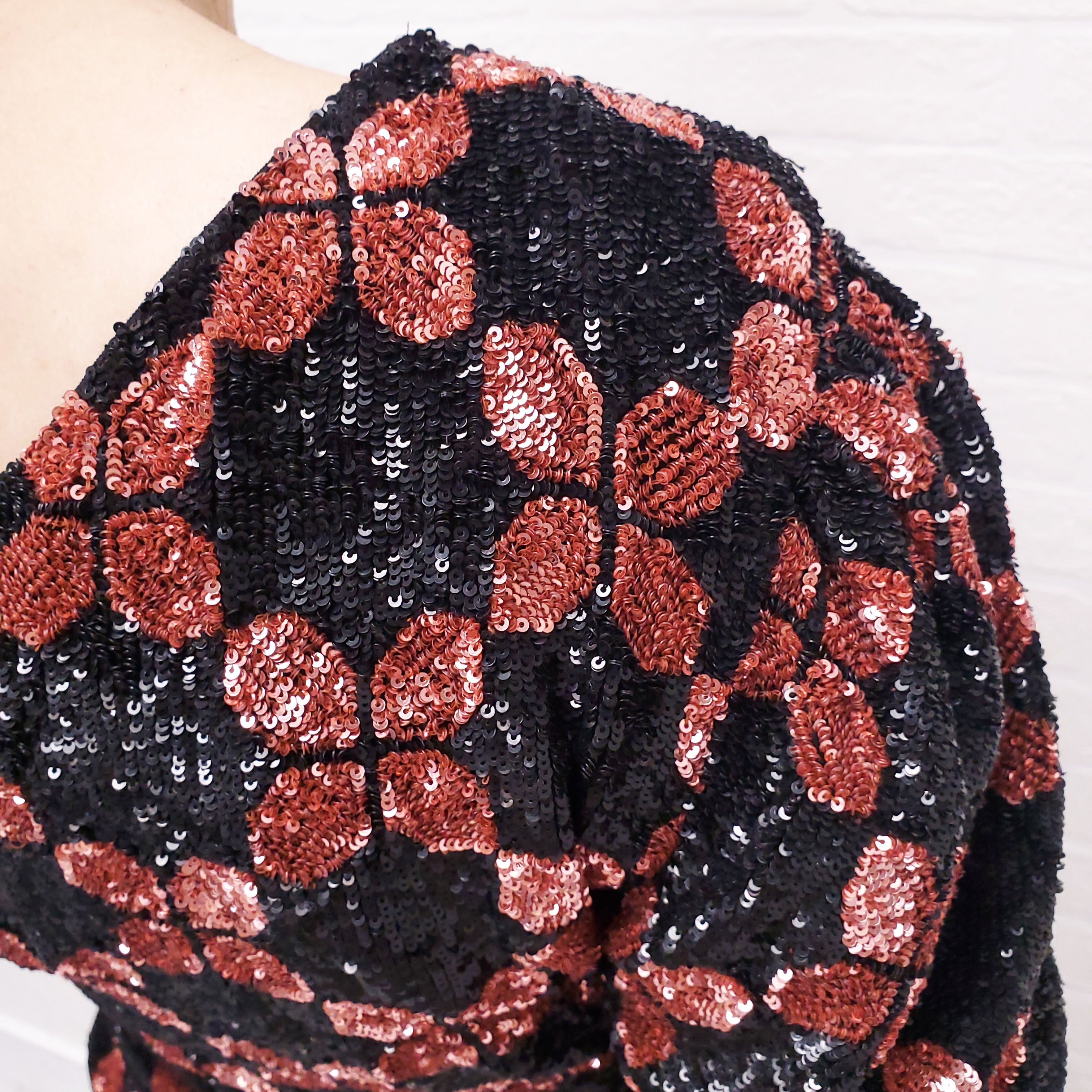 RETROFETE BLACK/PINK SEQUIN CATHERINE TOP - SIZE M