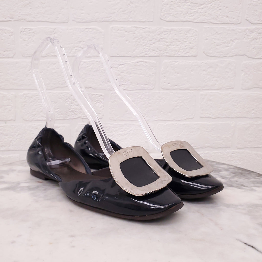 ROGER VIVIER BLACK PATENT LEATHER D’ORSAY FLATS WITH BUCKLE - SIZE 38