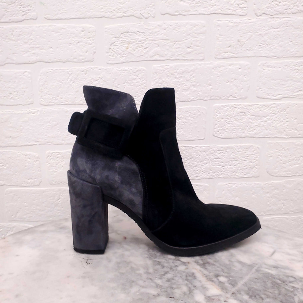 ROGER VIVIER GREY AND BLACK SUEDE BUCKLE BOOTS - SIZE 38