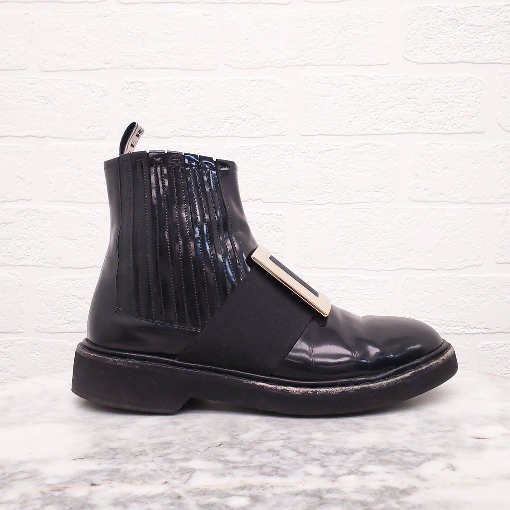 ROGER VIVIER 'CHELSEA VIV' LEATHER ANKLE BOOTS - SIZE 36.5