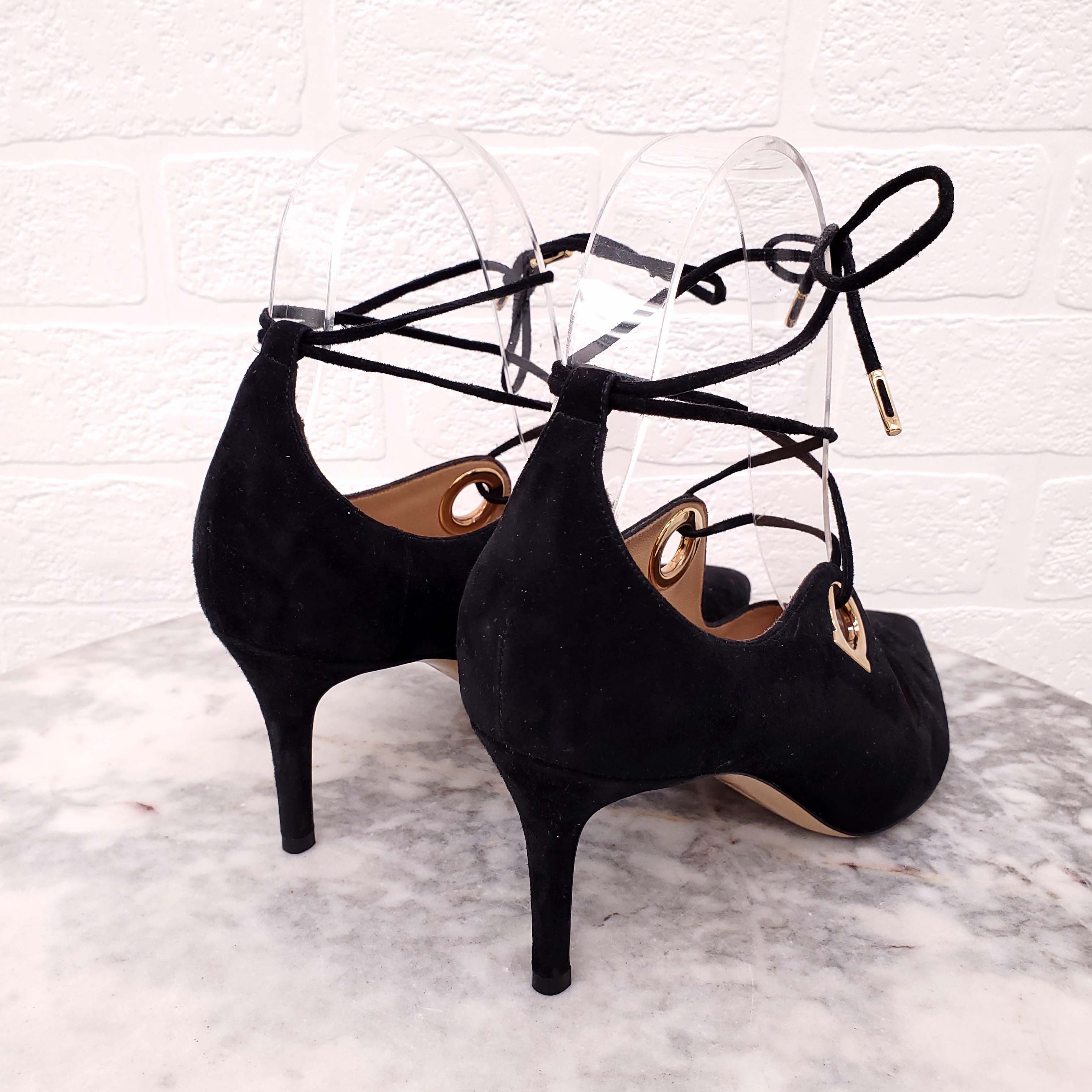 SALVATORE FERRAGAMO SUEDE HEELS WITH GOLD LOGO DETAIL - SIZE 6