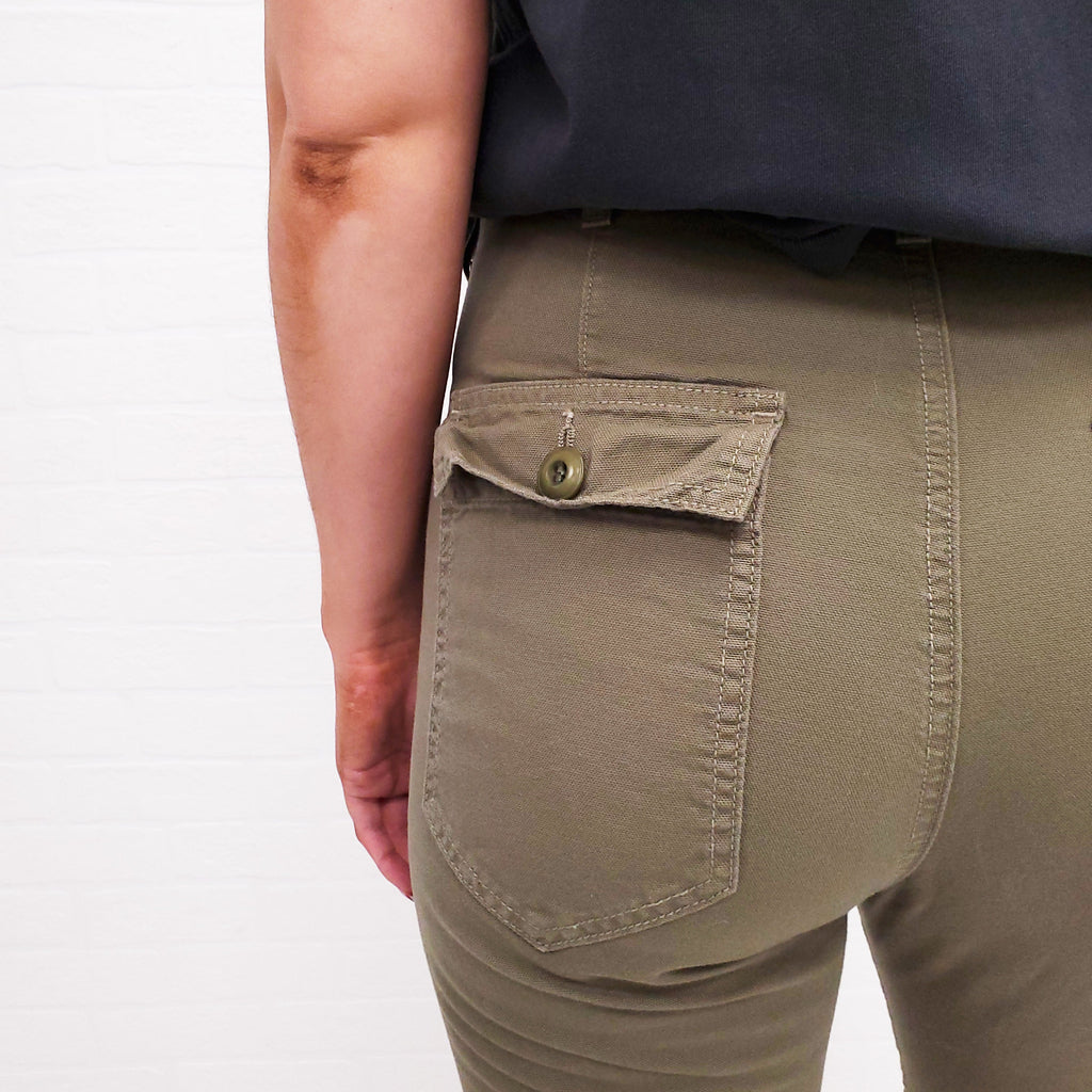 THE GREAT CARGO PANTS - SIZE 25/S