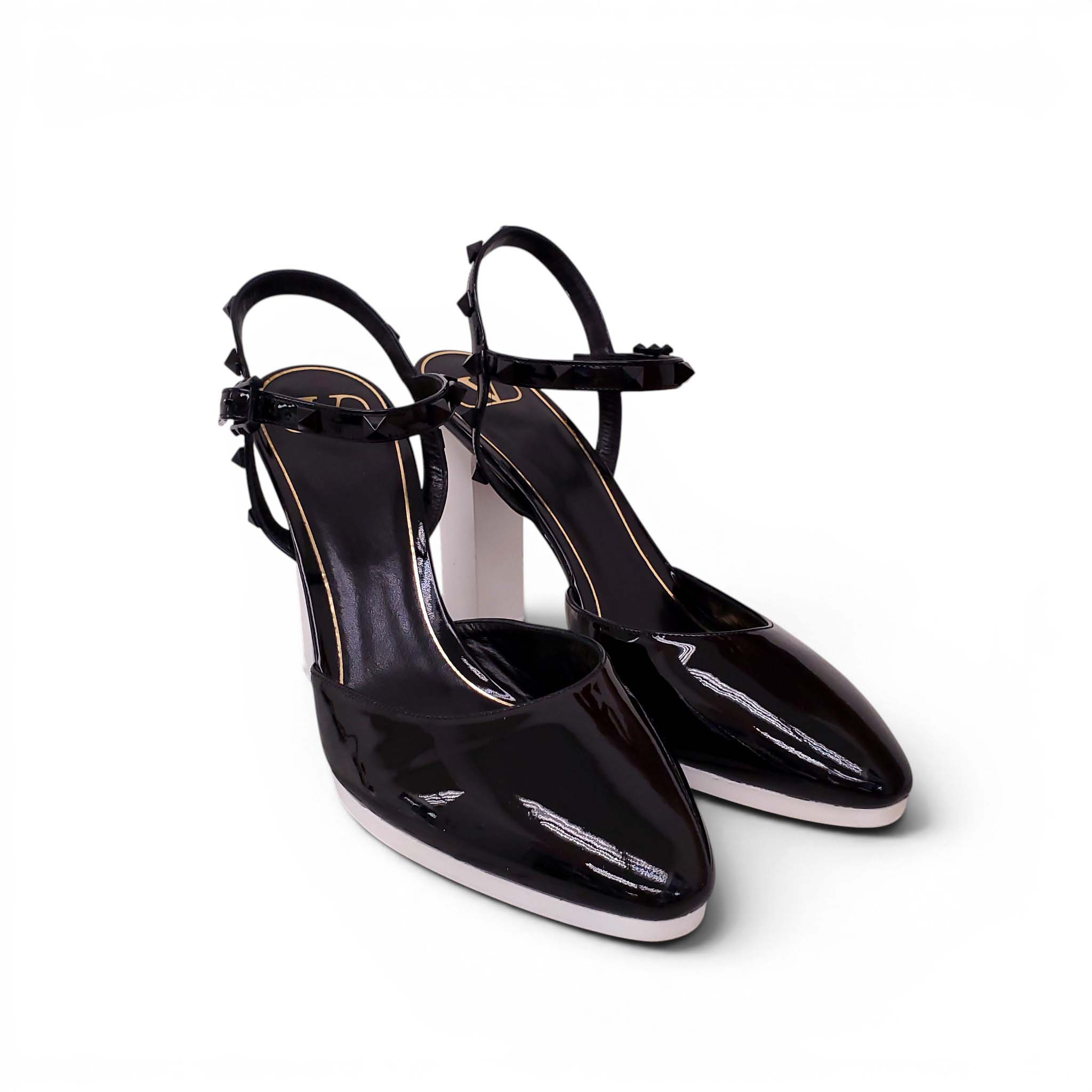 VALENTINO BLACK PATENT AND WHITE ROCKSTUD MARYJANE BLOCK HEELS - SIZE 41