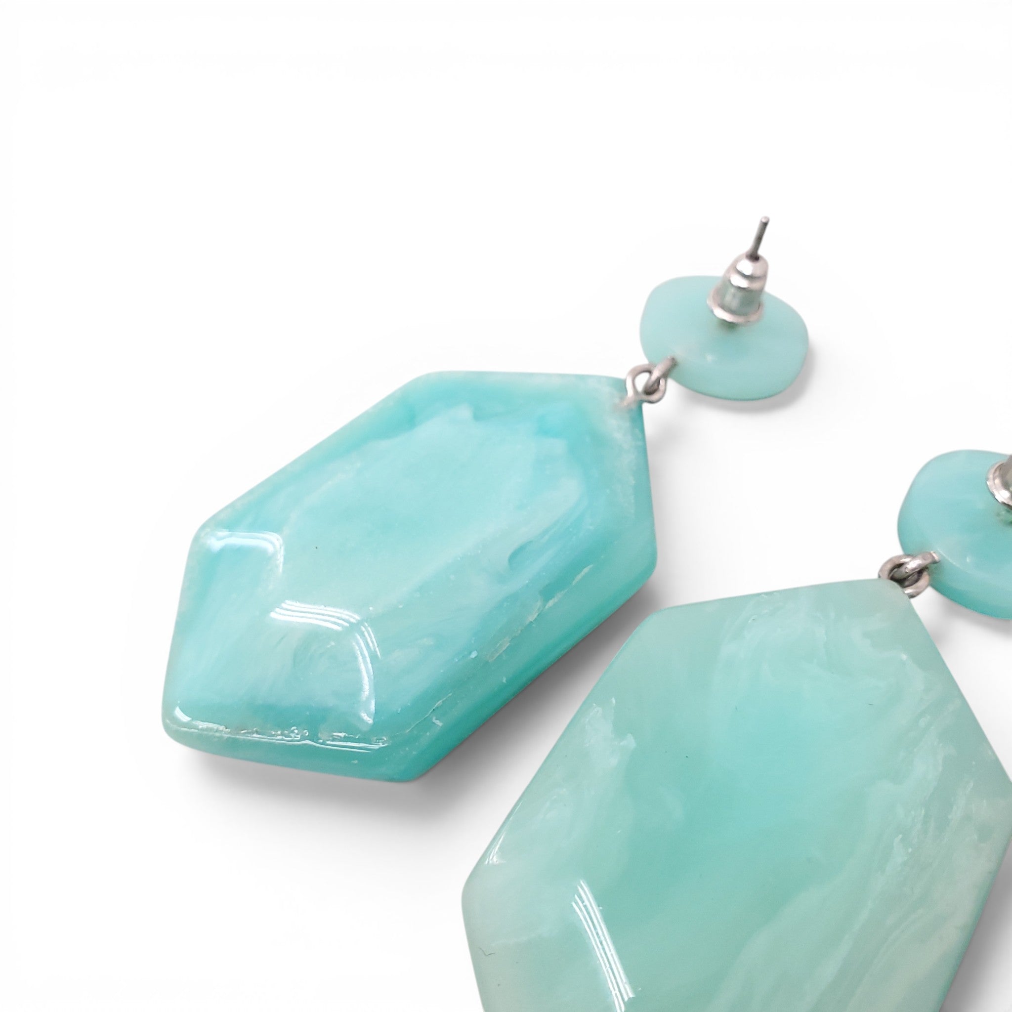 VALET NATALIA RESIN EARRINGS