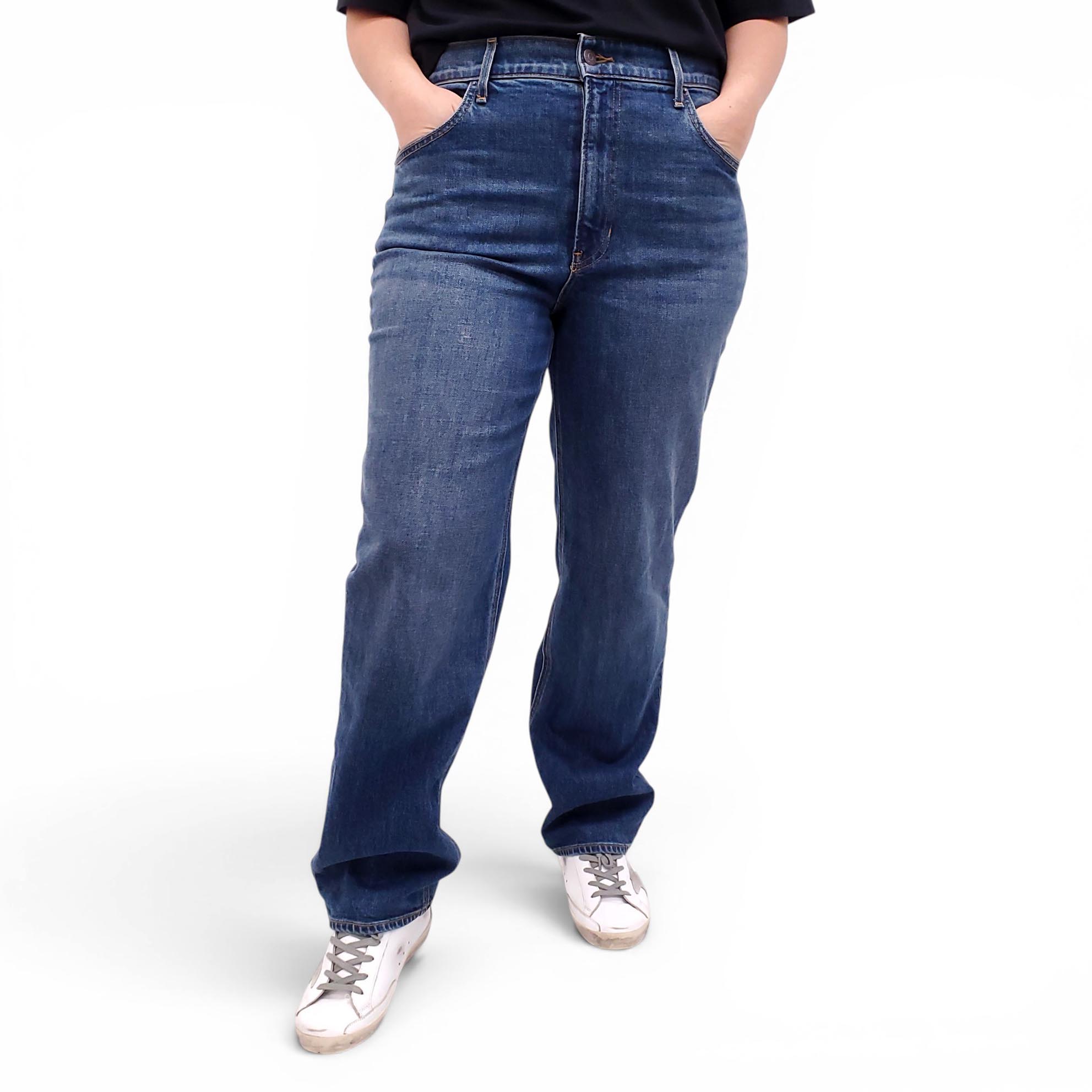 VERONICA BEARD DARK WASH 'LEAH STRAIGHT LEG' MID-RISE JEANS - SIZE 31