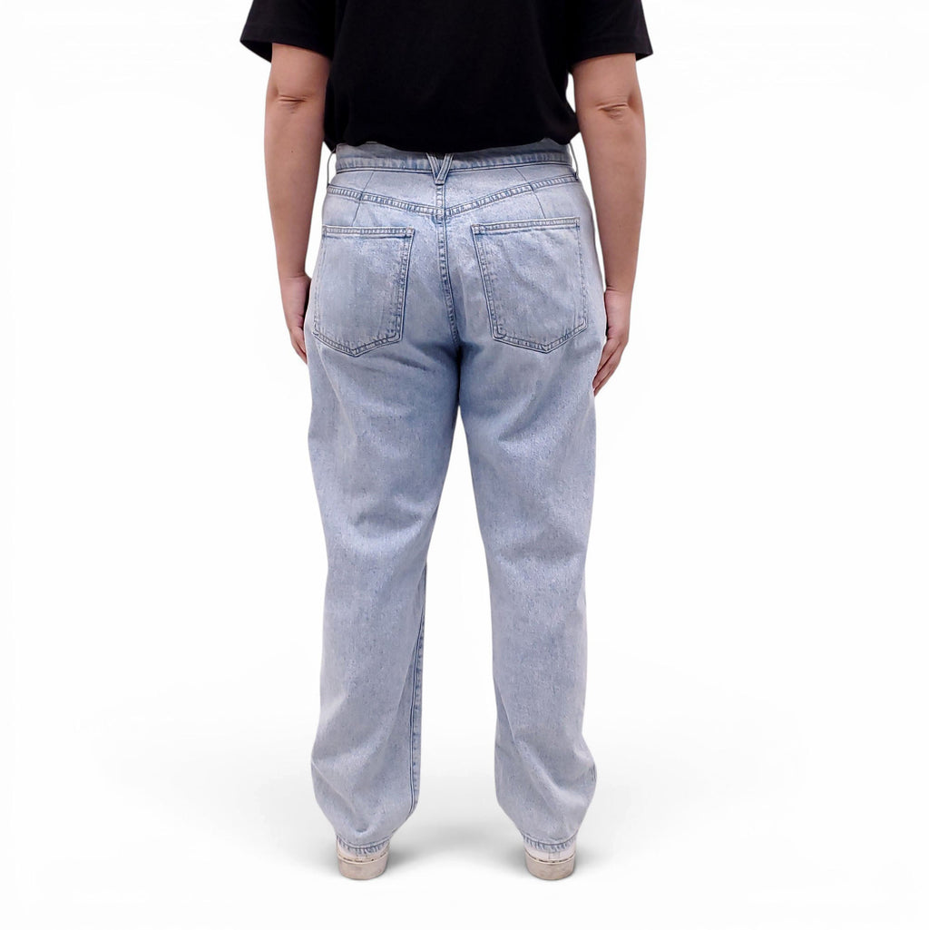 VERONICA BEARD LIGHT WASH JEANS - SIZE 32