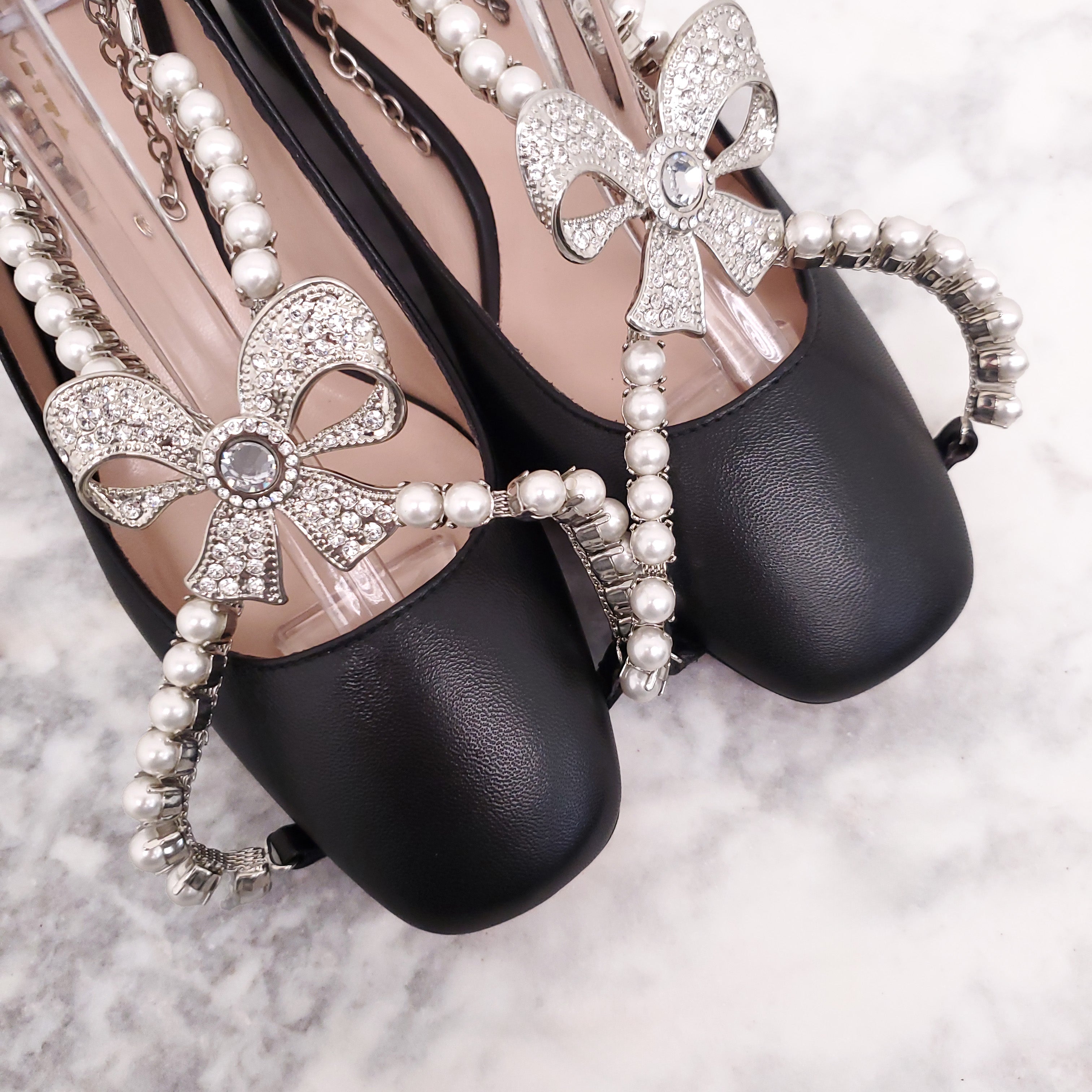 VIVETTA PEARLS MARY JANE PUMP - SIZE 36.5