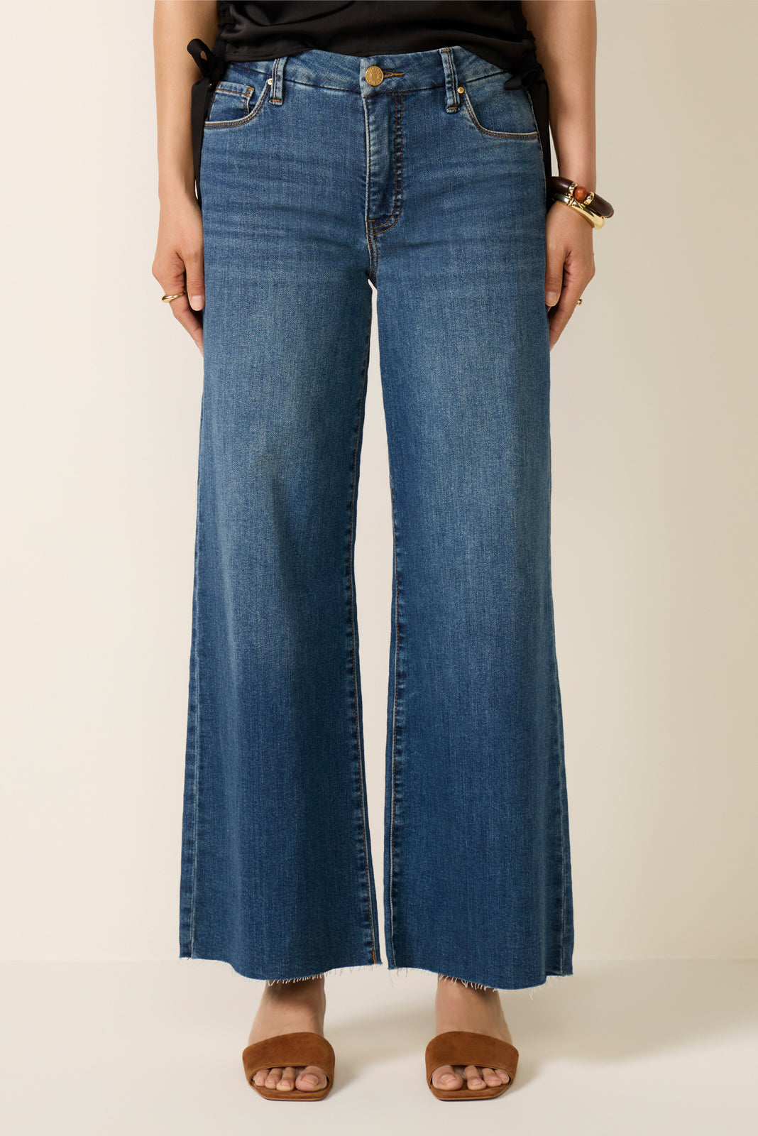 Women's Meg Wide Leg w/ Raw Hem Jeans