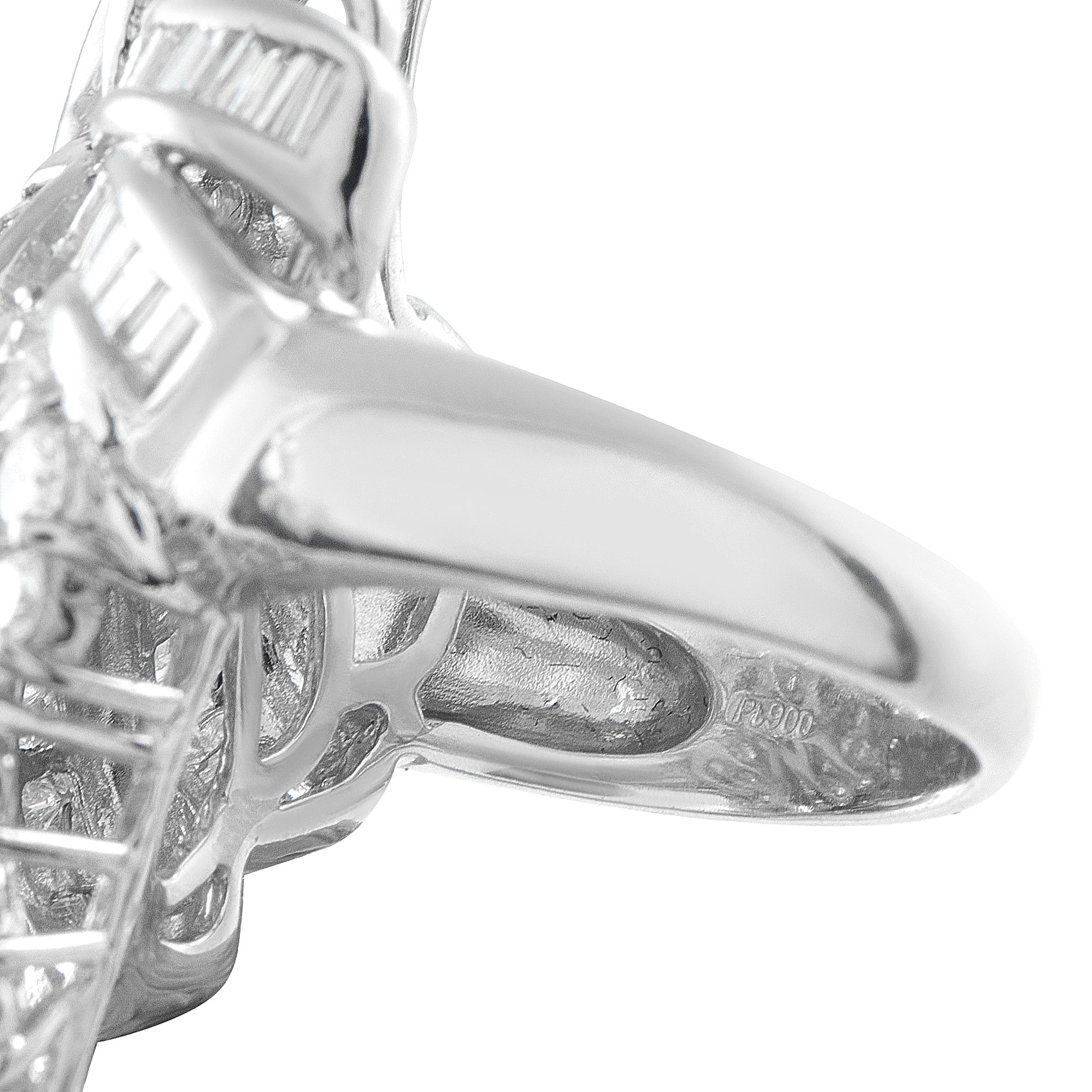 LB Exclusive Platinum 5.0ct Diamond Ring MF18-041026