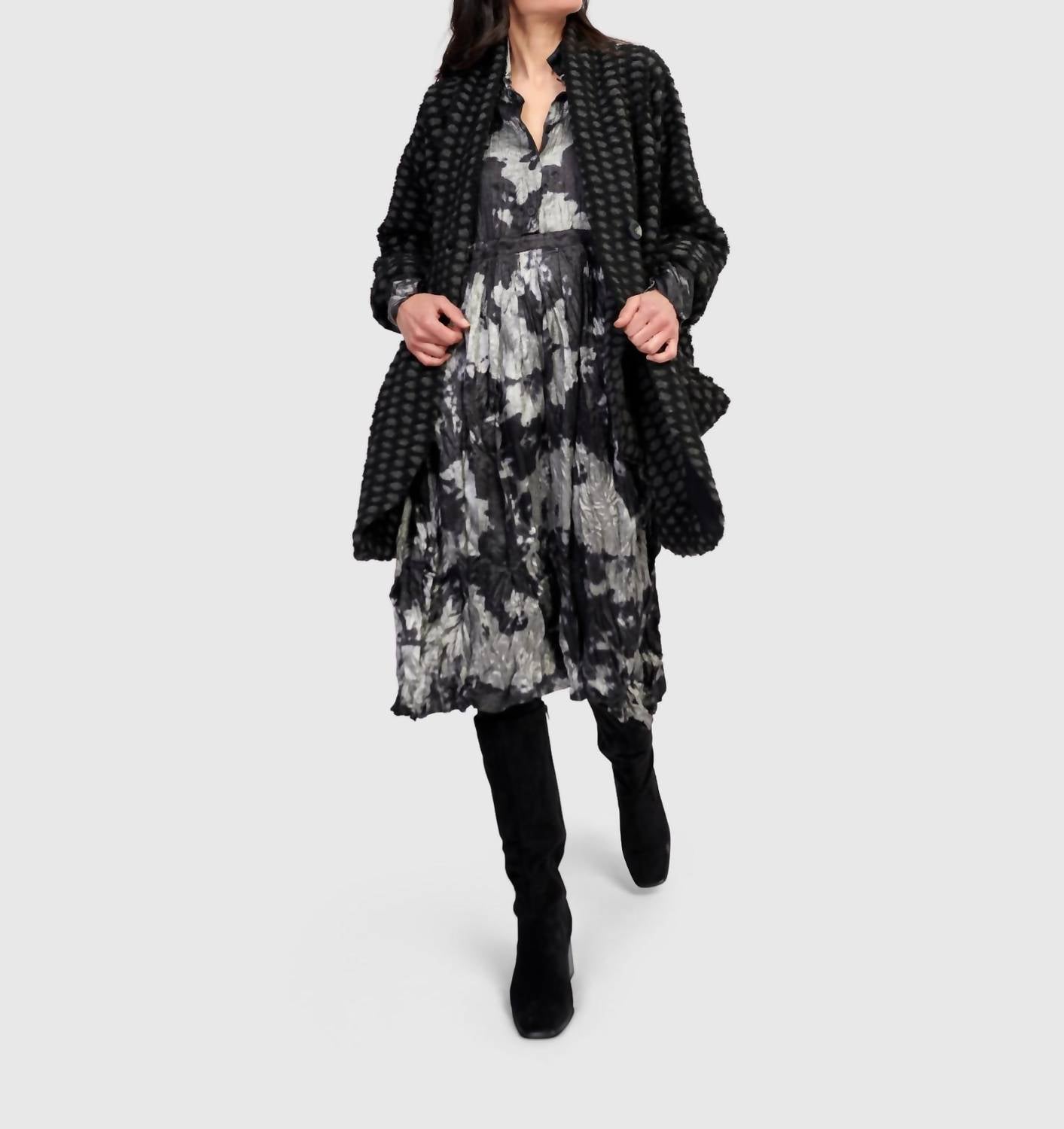Thorne Cozy Cowl Jacket In Net