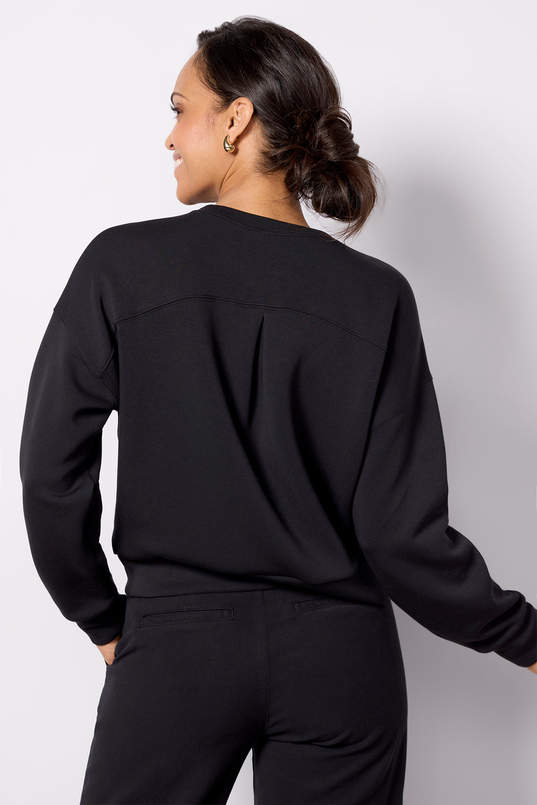 Women's AirEssentials Crew Top