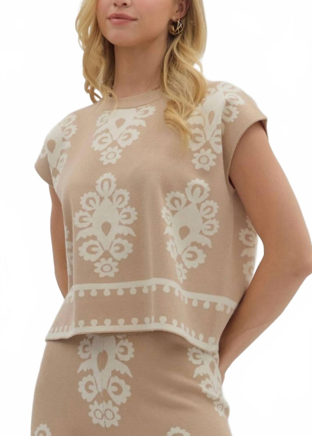 Danni Cap Sleeve Sweater In Beige