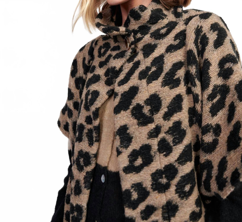 Panthera Cozy Cropped Jacket In Leopard