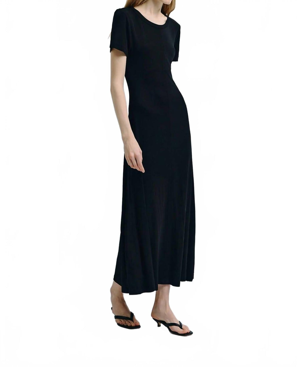 Ciles Maxi Dress In Black