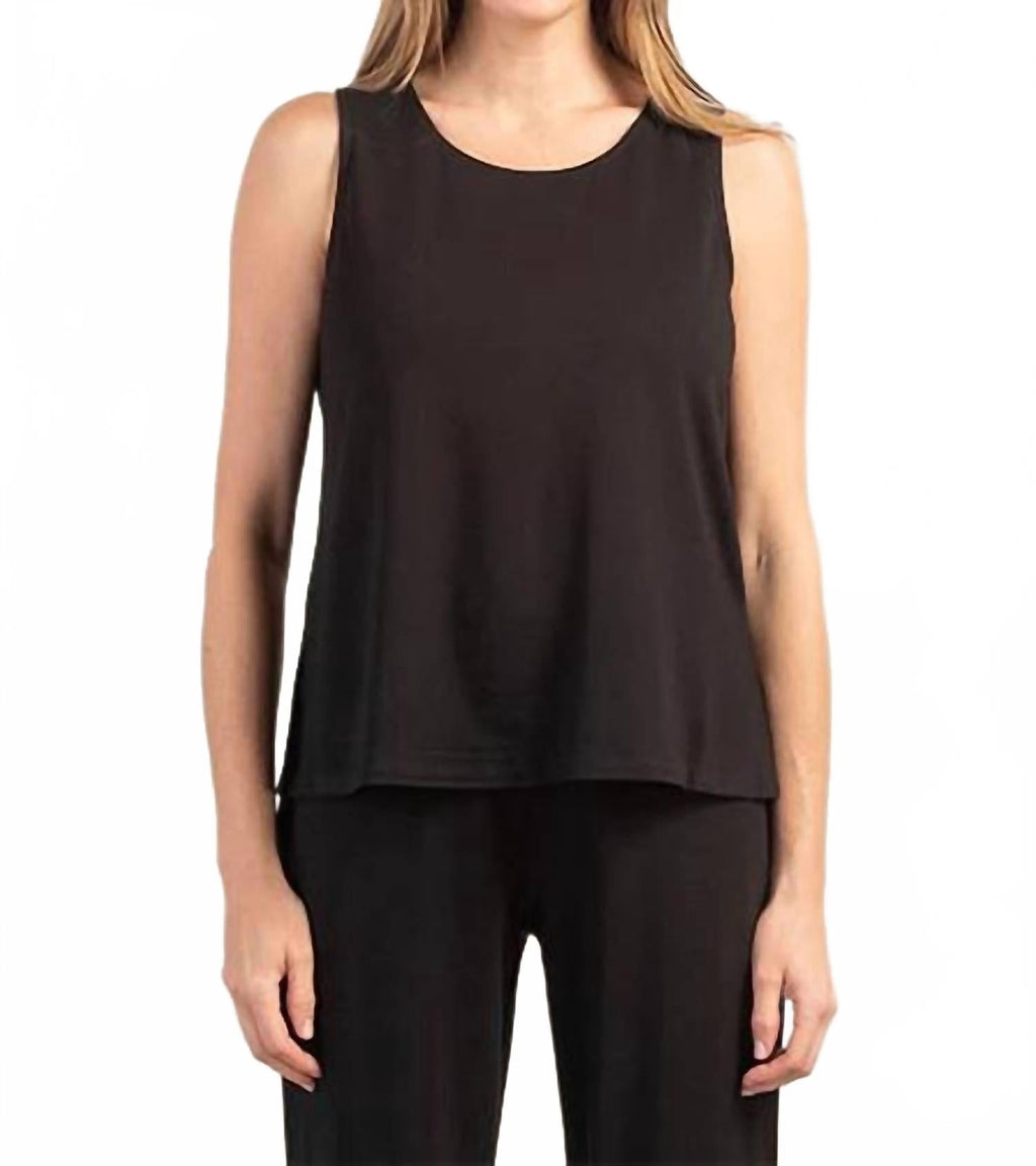 Core Travel Tank Top In Black