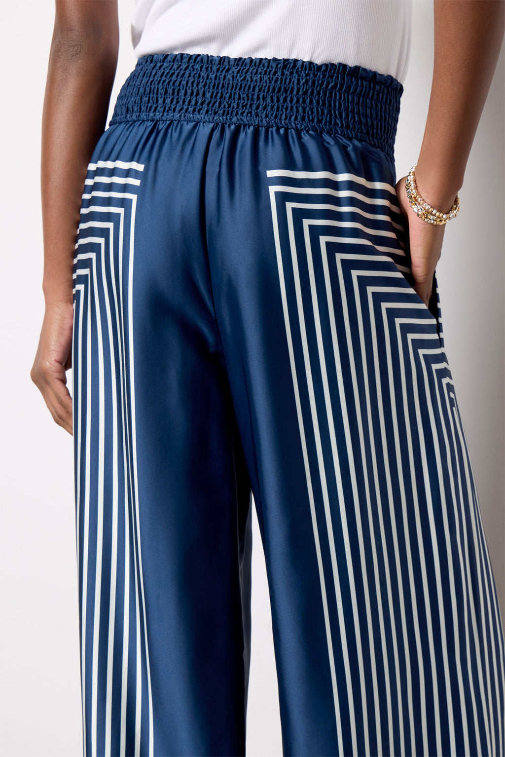 Women's Geo Satin Pants