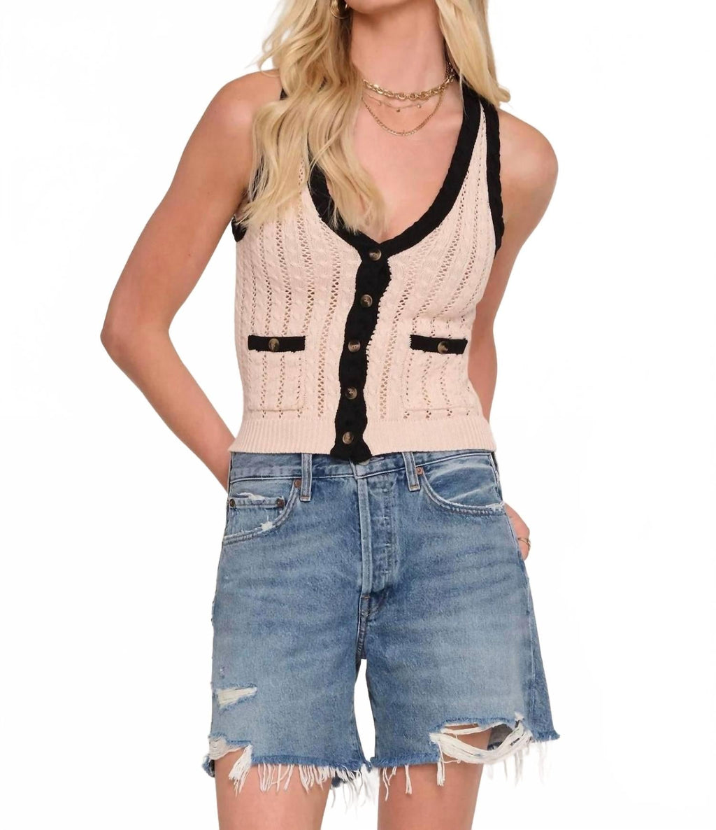 Beth Sweater Vest In Beige