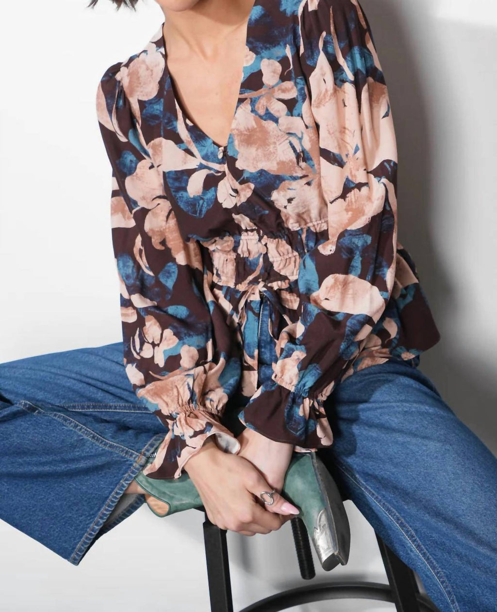 Nicki Printed V-Neck Blouse In Mulberry Combo