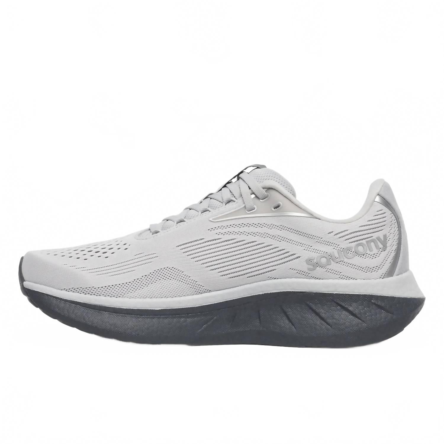 Men's Guide 18 Wide Running Shoes In Cloud Shadow