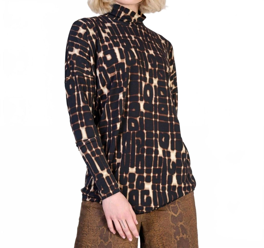 Neula Mockneck Top In Matrix