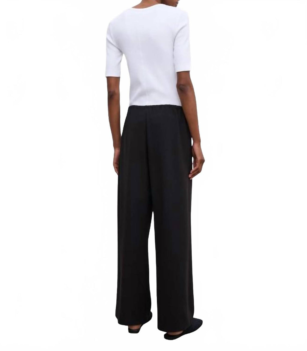 Fluid Crepe Trousers In Black