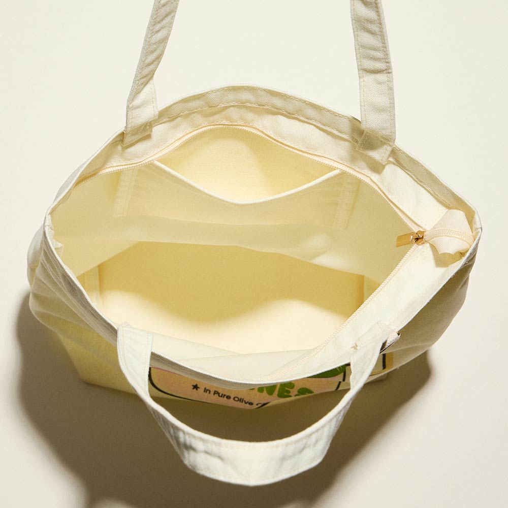 Sardine Graphic Print Everyday Carry Tote Bag