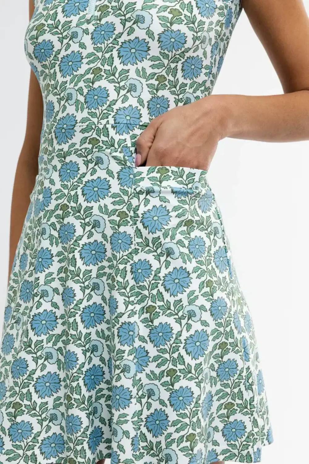 Cynthia Dress In Sea Salt Flora