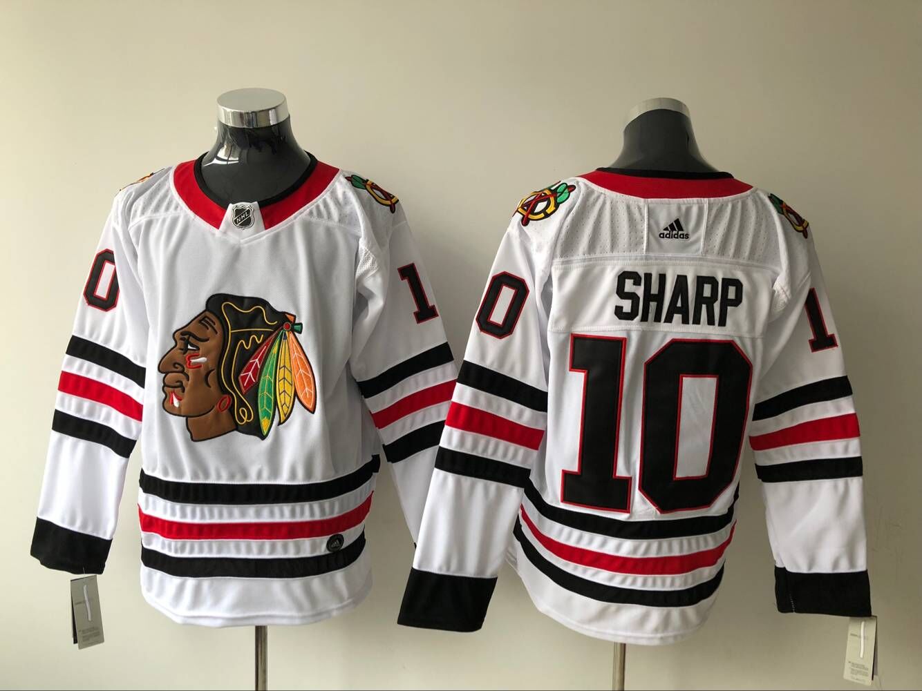 Men's Chicago Blackhawks Patrick Sharp #10 White Breakaway Player jersey
