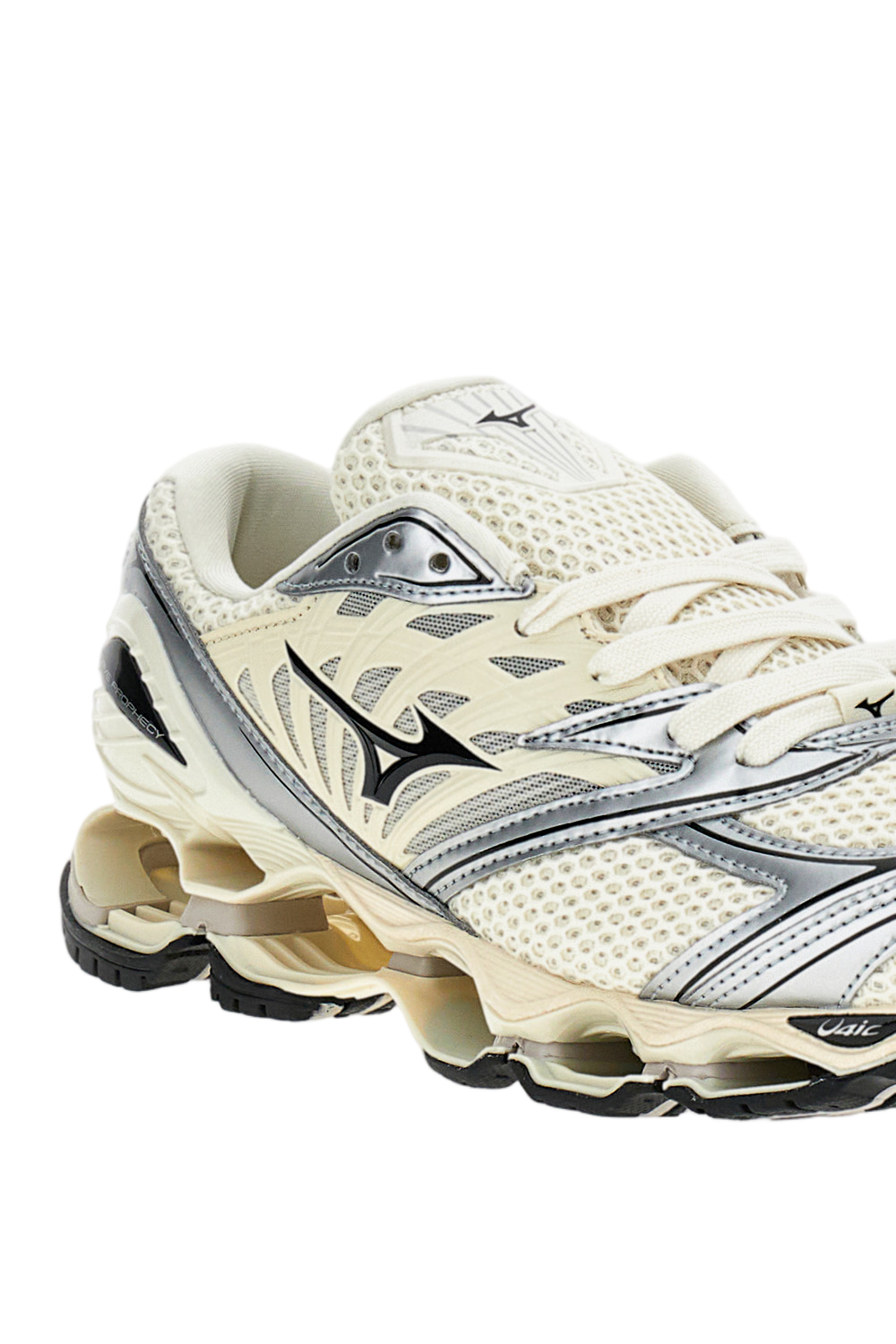 Futuristic Wave Prophecy Ls Sneakers With Cushioned Sole