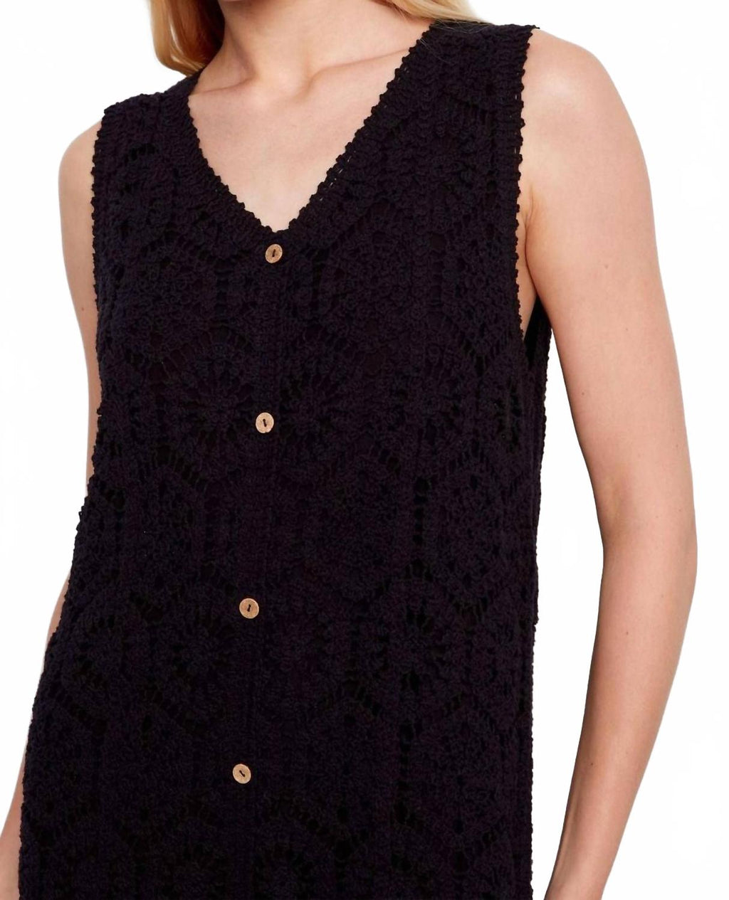 Fully Lined Crochet Sleeveless Buttoned Midi Dress In Black
