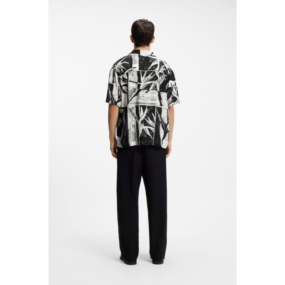 Oversized-fit printed shirt with camp collar