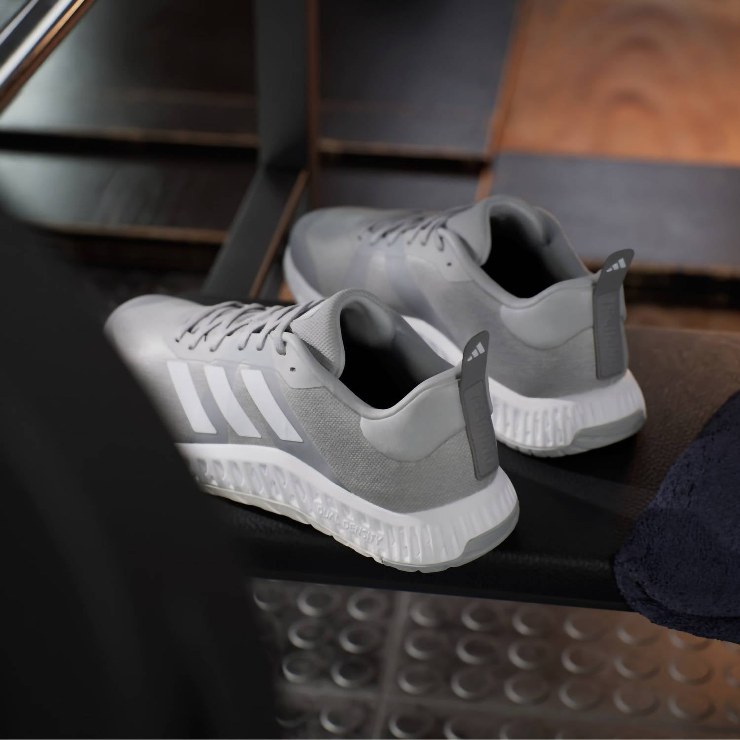 Men's Everyset Trainer Shoe In Grey White