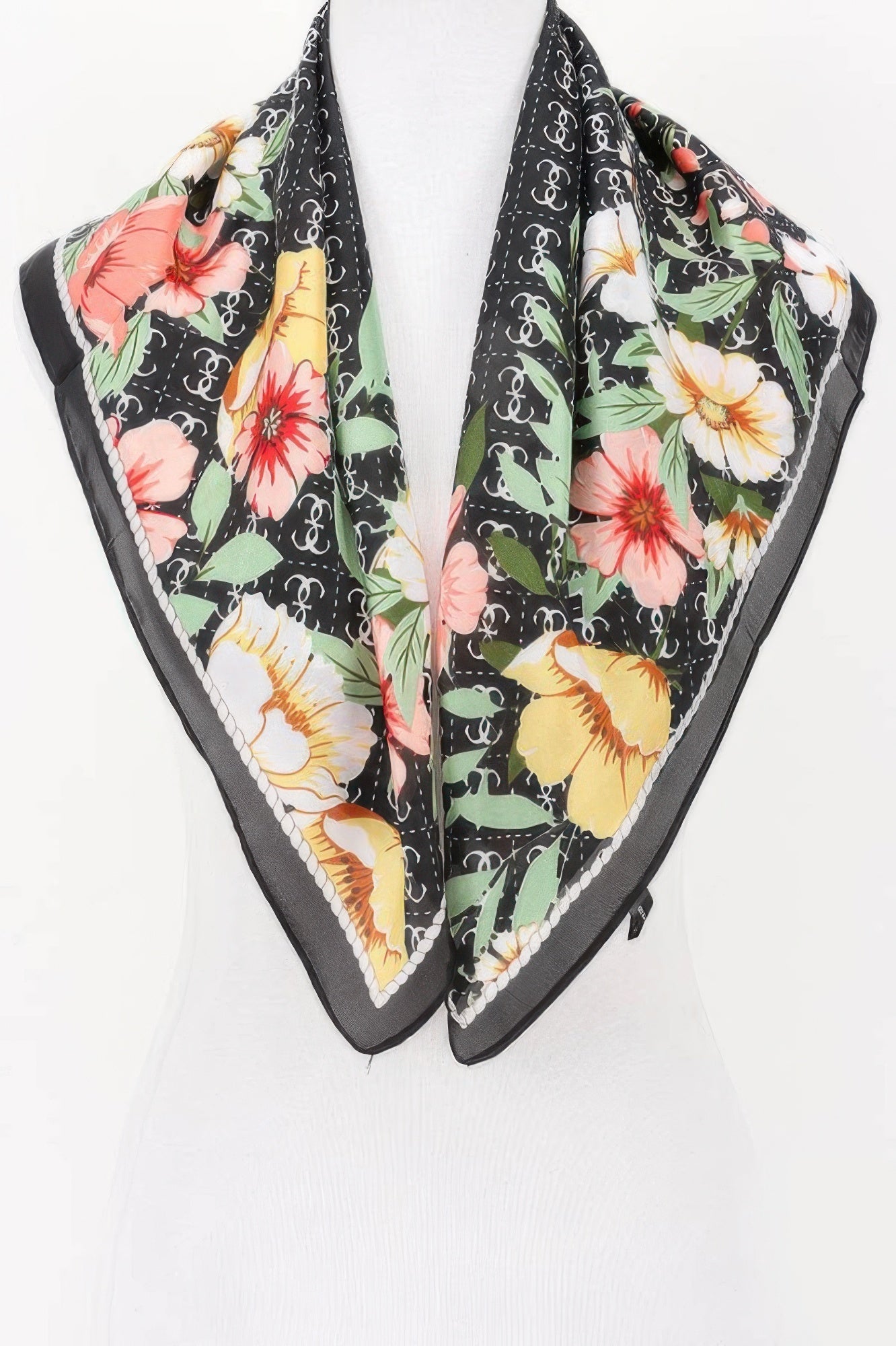 Vibrant Floral Print Bandana for Everyday Charm
