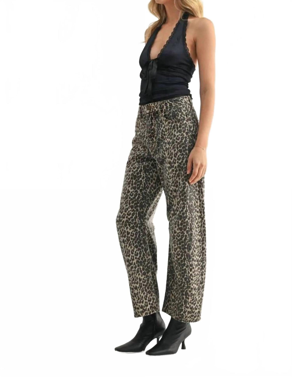 High-Waisted Tapered Fit Barrel Jeans In Leopard Print