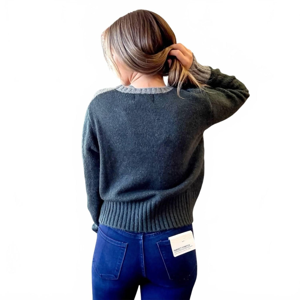 Camo Contrast Knit Sweater In Gray/blue