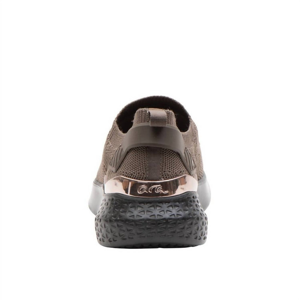 Women's Monroe Slip On Sneaker In Taiga Wovenstretch
