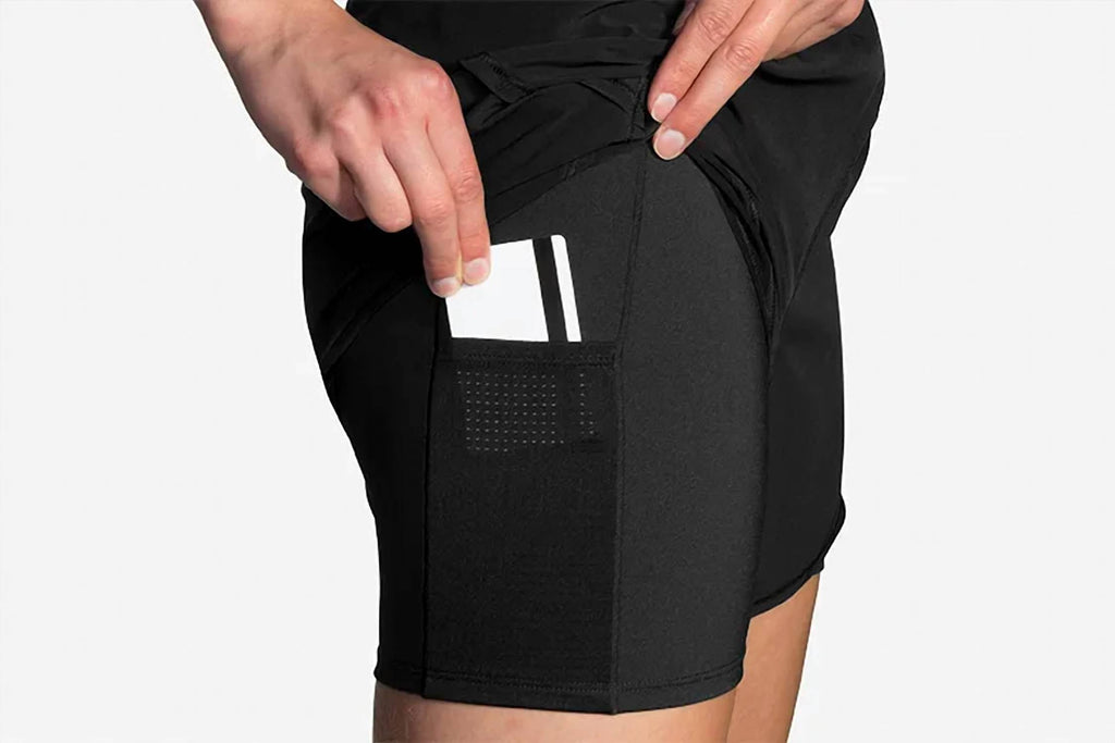 Chaser 5" 2-In-1 Short In Black