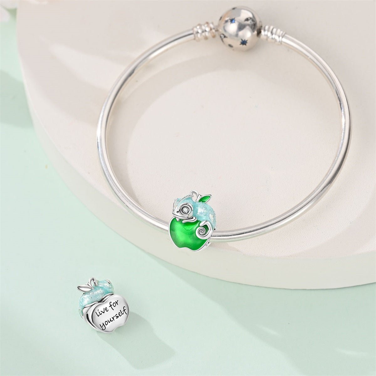 Chameleon on Green Apple Charm