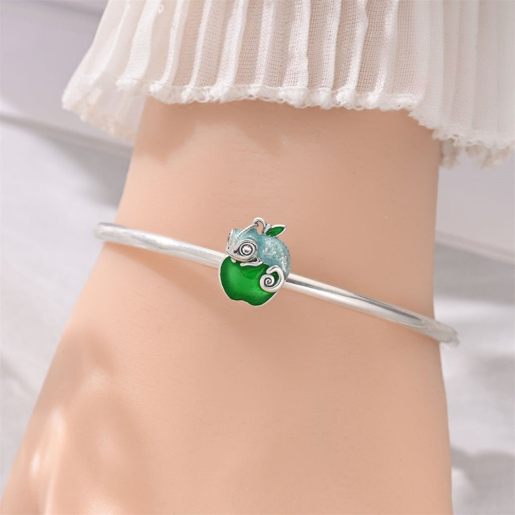 Chameleon on Green Apple Charm