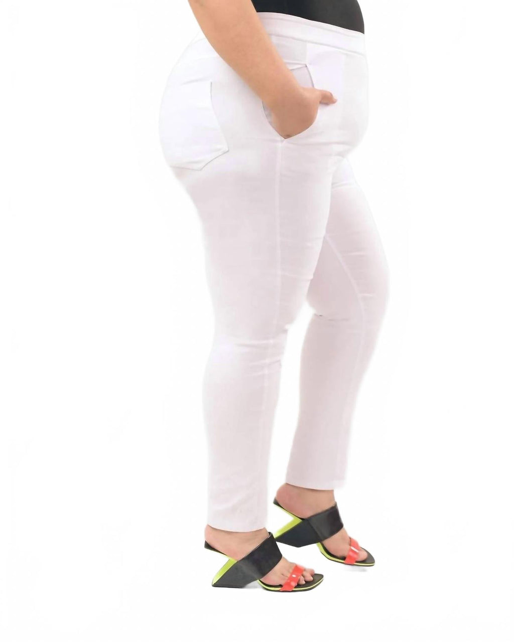 Perfect Skinny Jeans - Plus In White