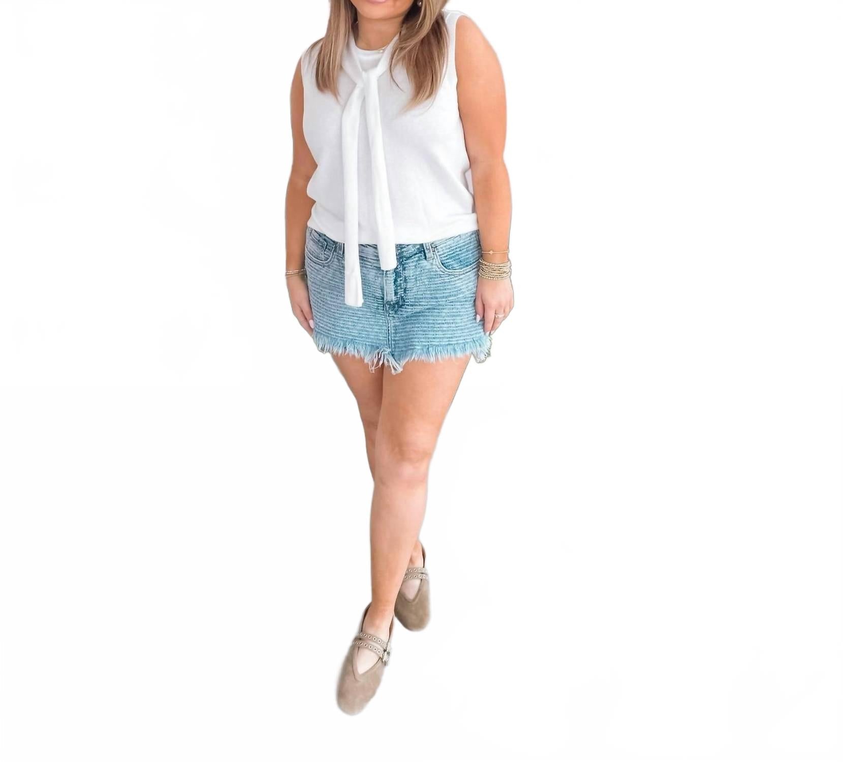 Hot Mess Skort In Light Denim