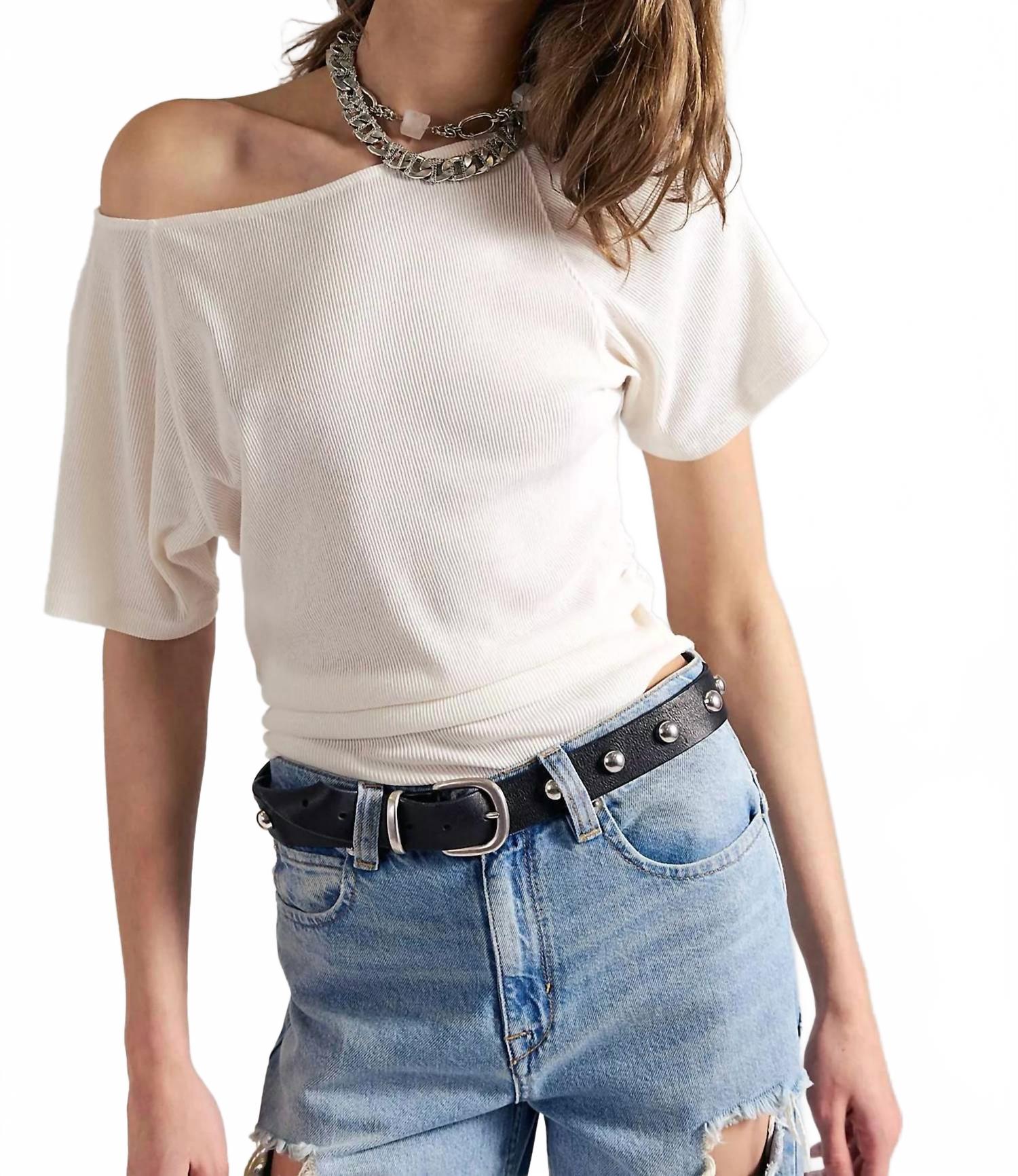 Lucy Off-The-Shoulder Tee In Sugar Swizzle